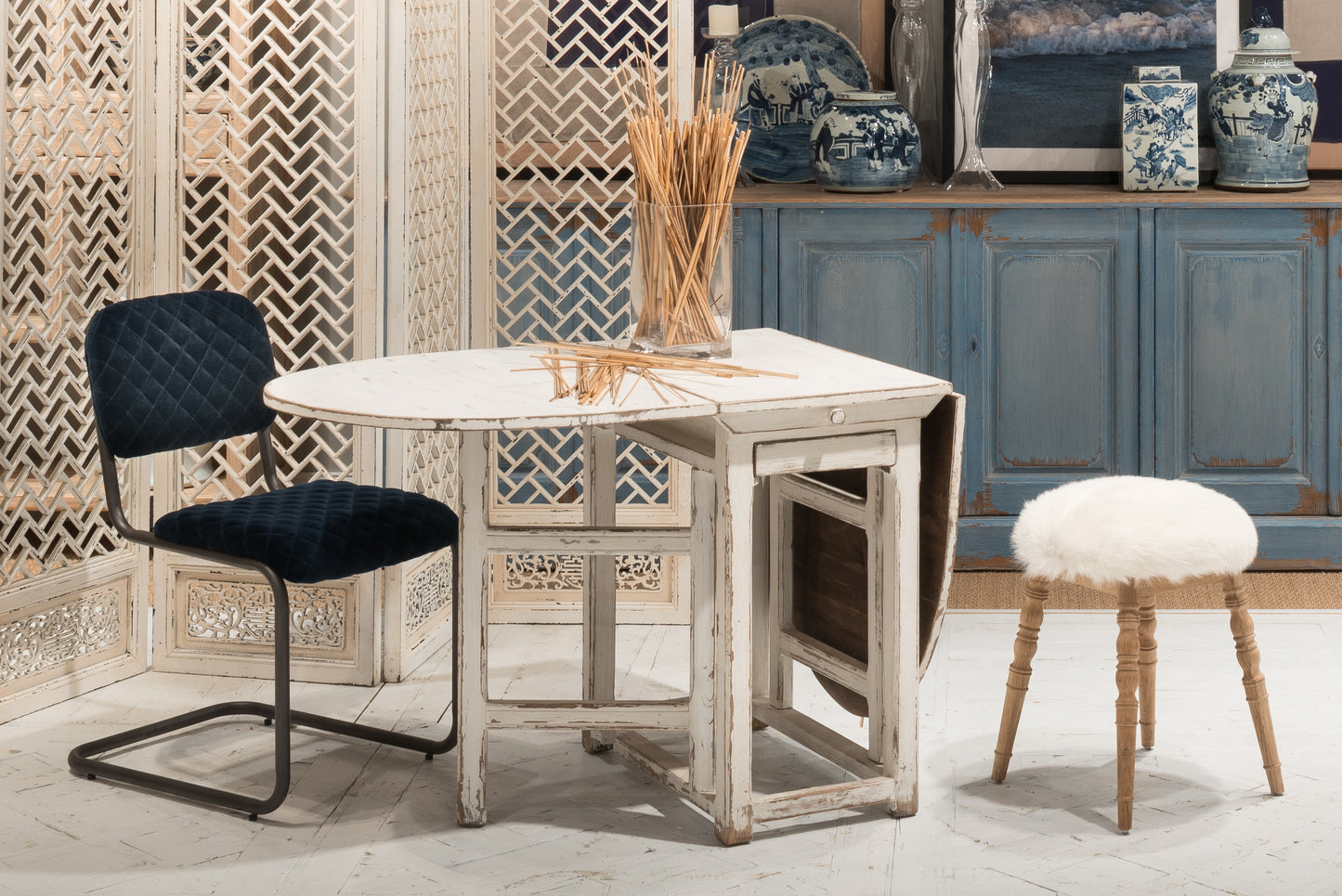 Charlie's Woodenhinge Dropleaf Table