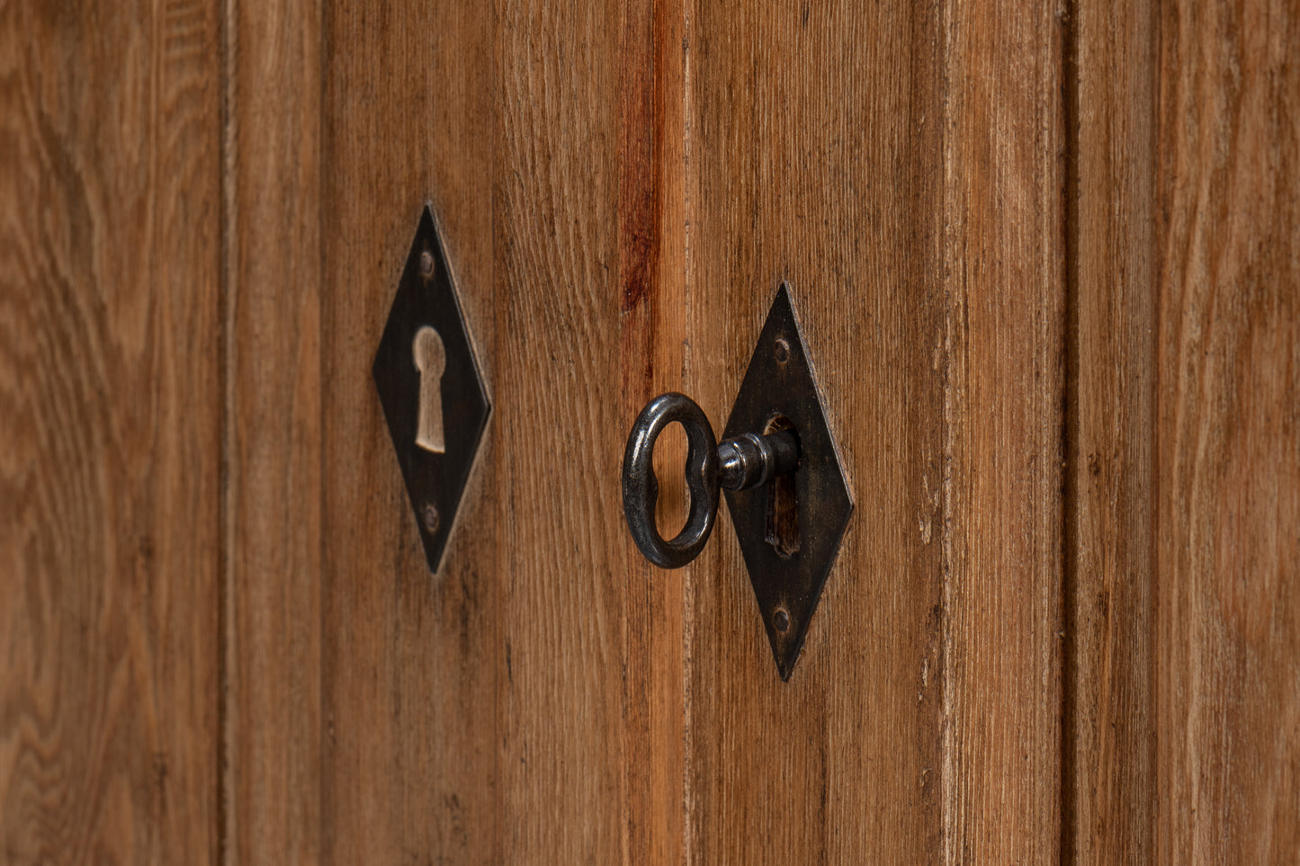 Stephano Two Door Sideboard, Brown