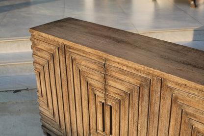 Saint Entrance Sideboard