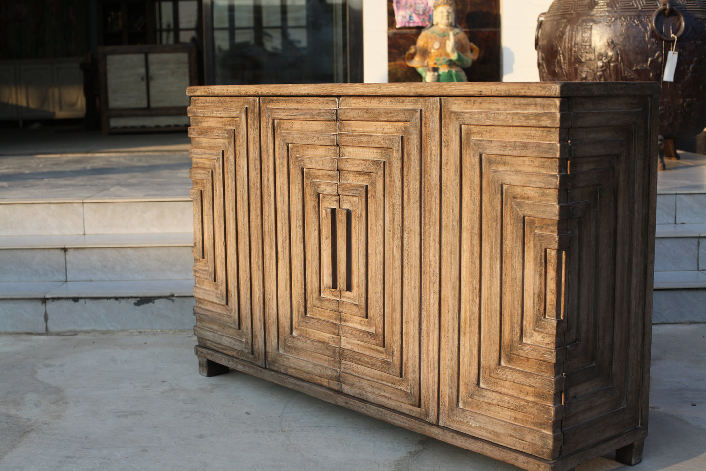 Saint Entrance Sideboard