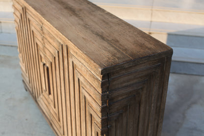 Saint Entrance Sideboard