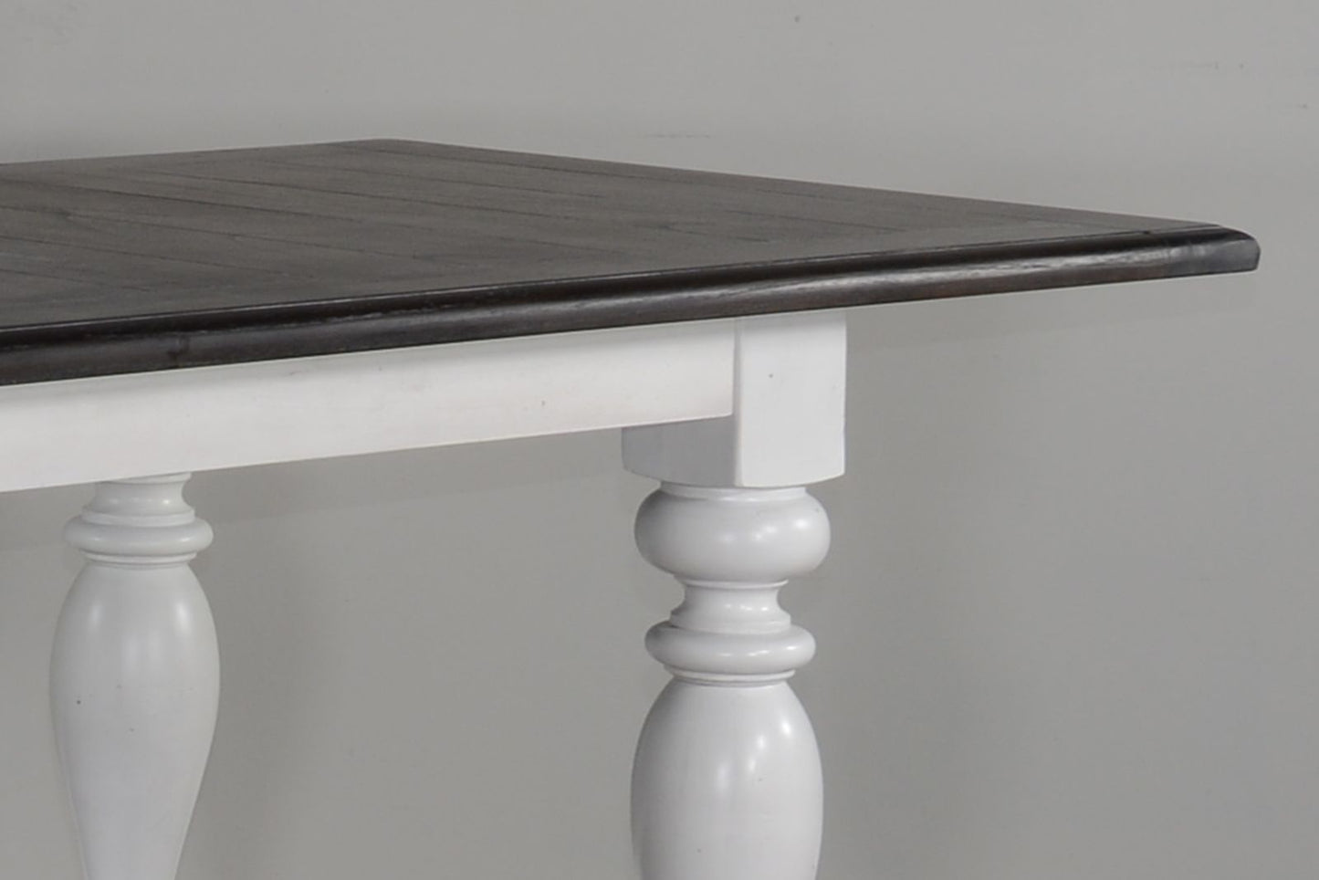 Sunny Designs Carriage House Friendship Table