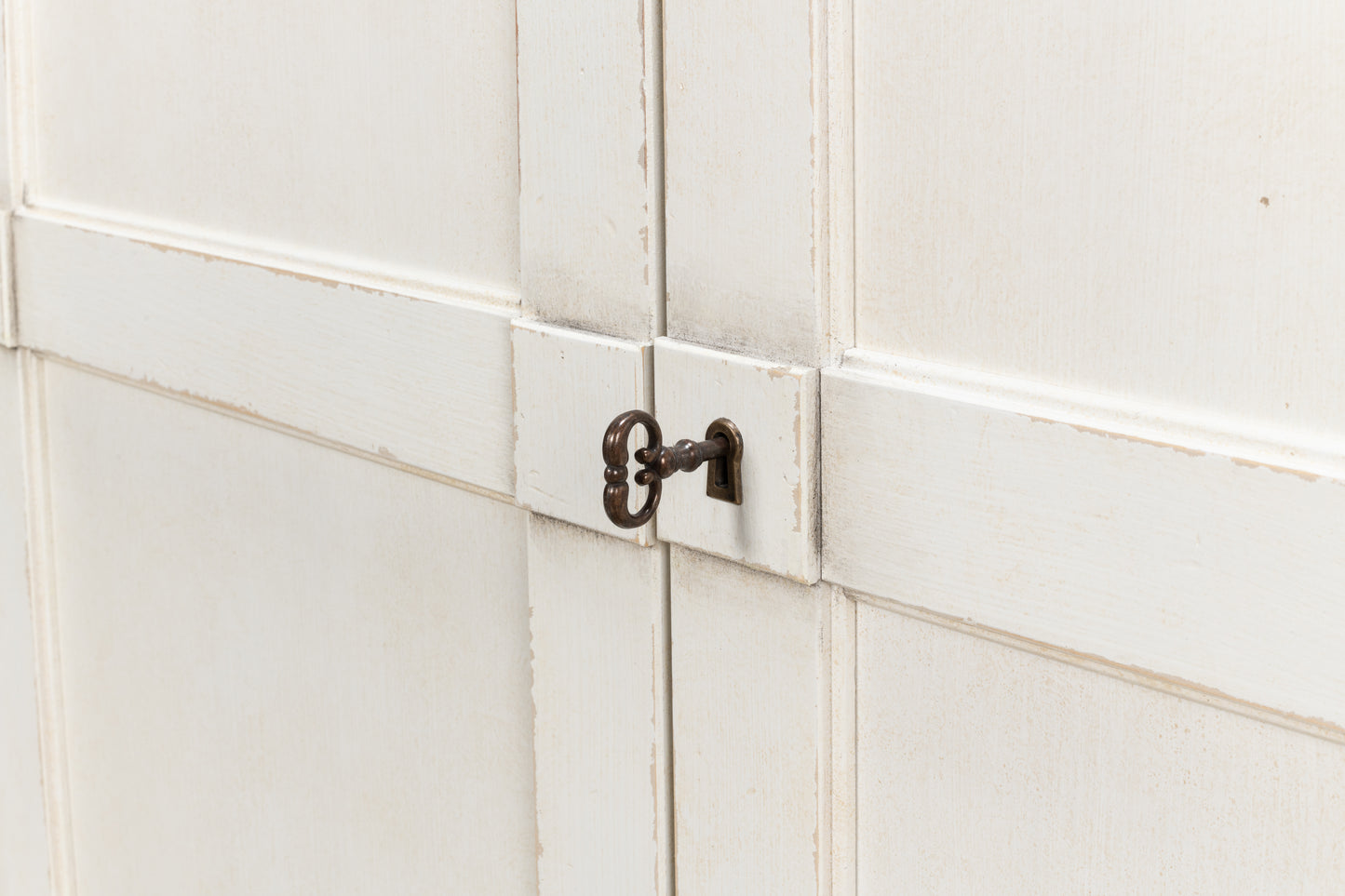 Luciana Buffet, Cortina White