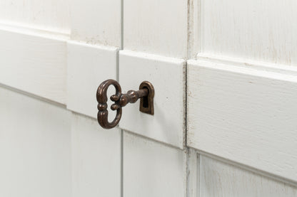 Lionisio Buffet, Cortina White Wood Doors