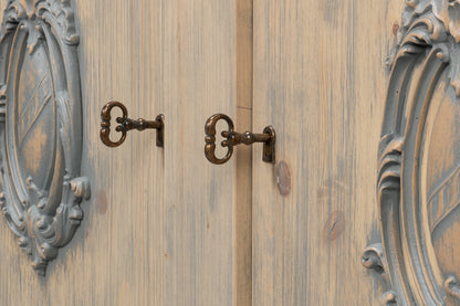 Crested Wall Cabinet, Carmine Legno Tran